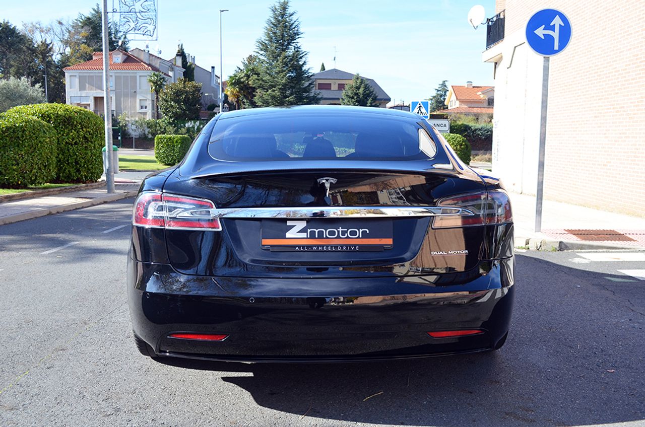 Foto Tesla Model  S 89