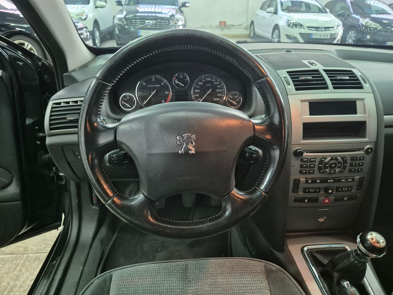 Foto Peugeot 407 16