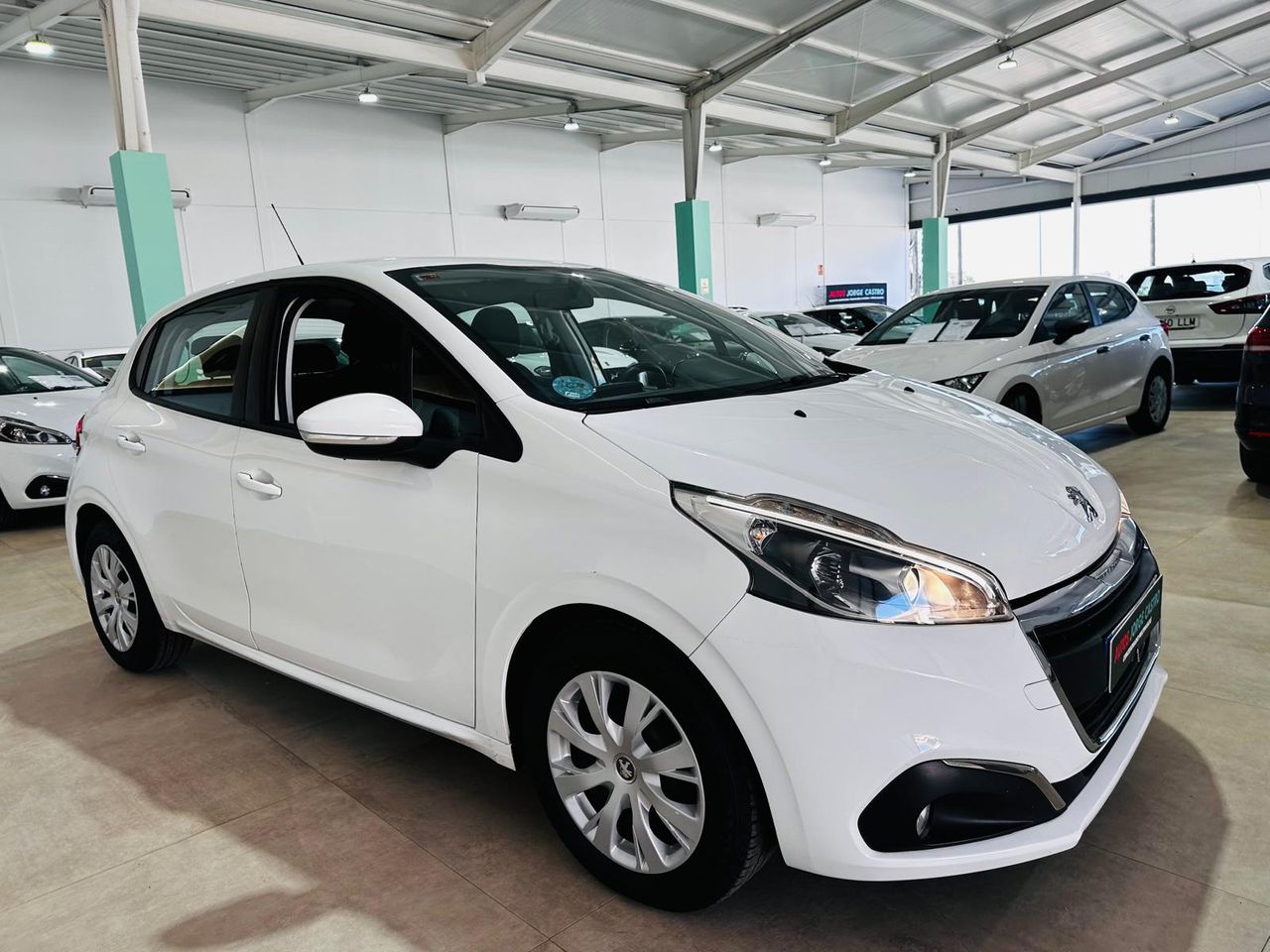 Foto Peugeot 208 10