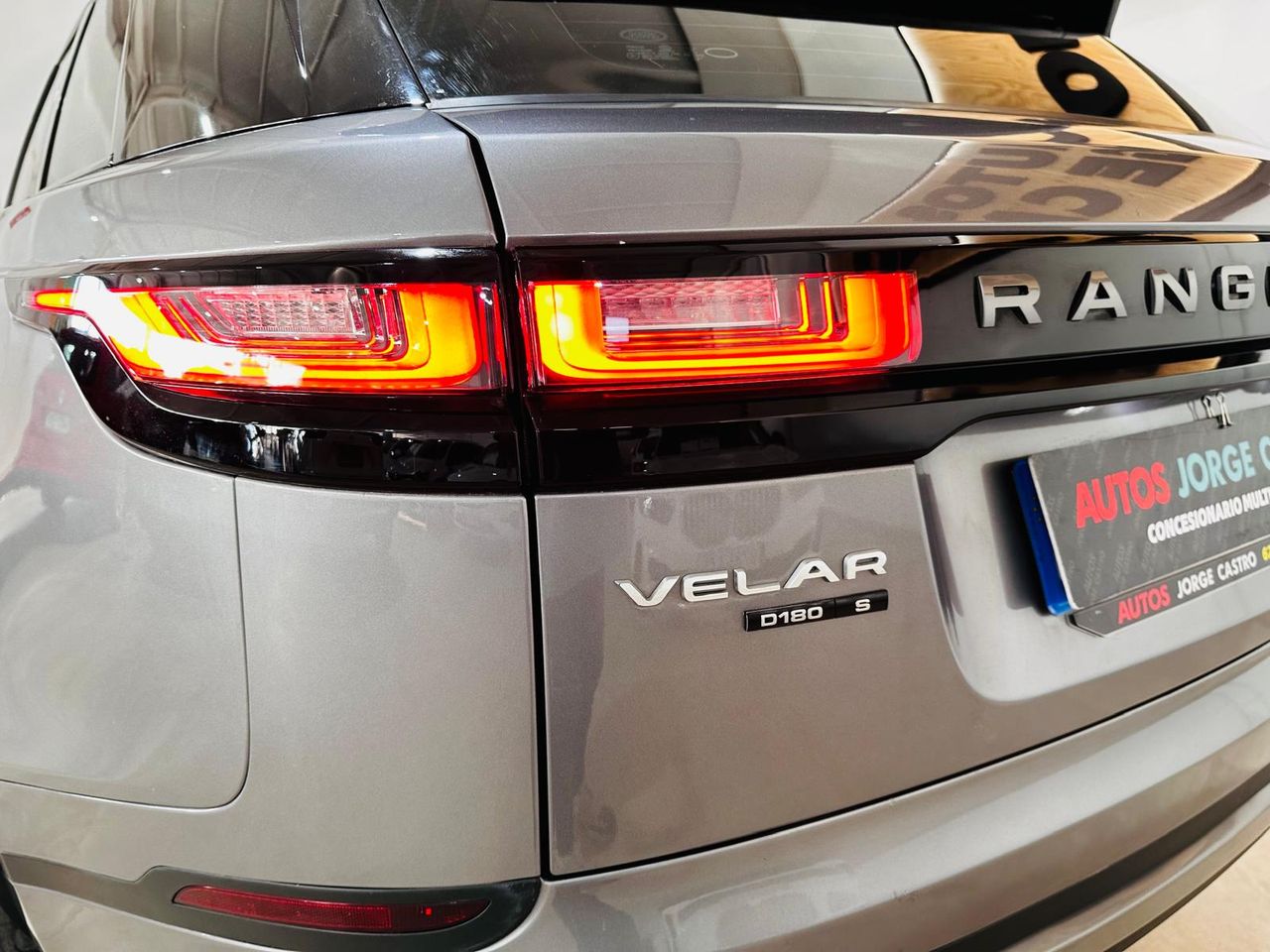 Foto Land-Rover Range Rover Velar 14