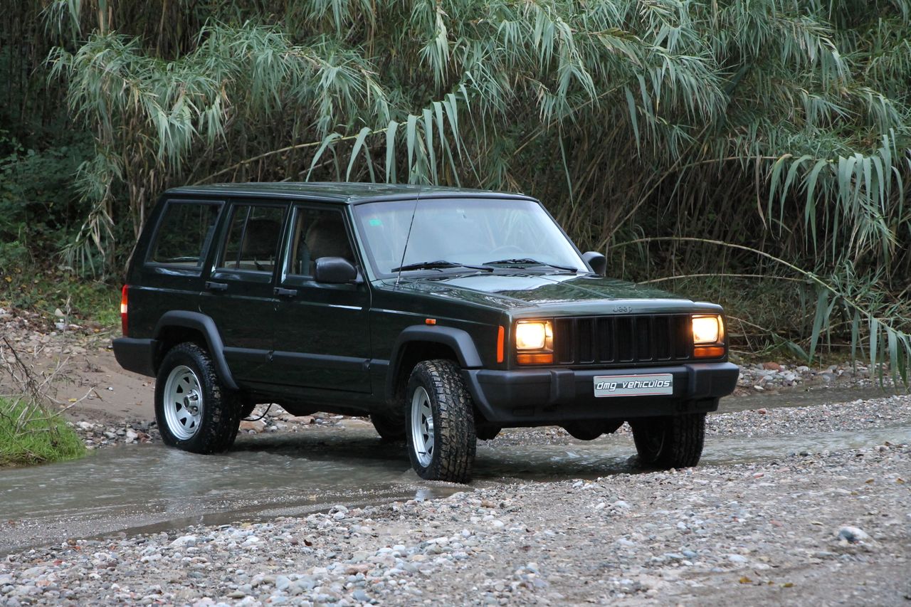 Foto Jeep Cherokee 25