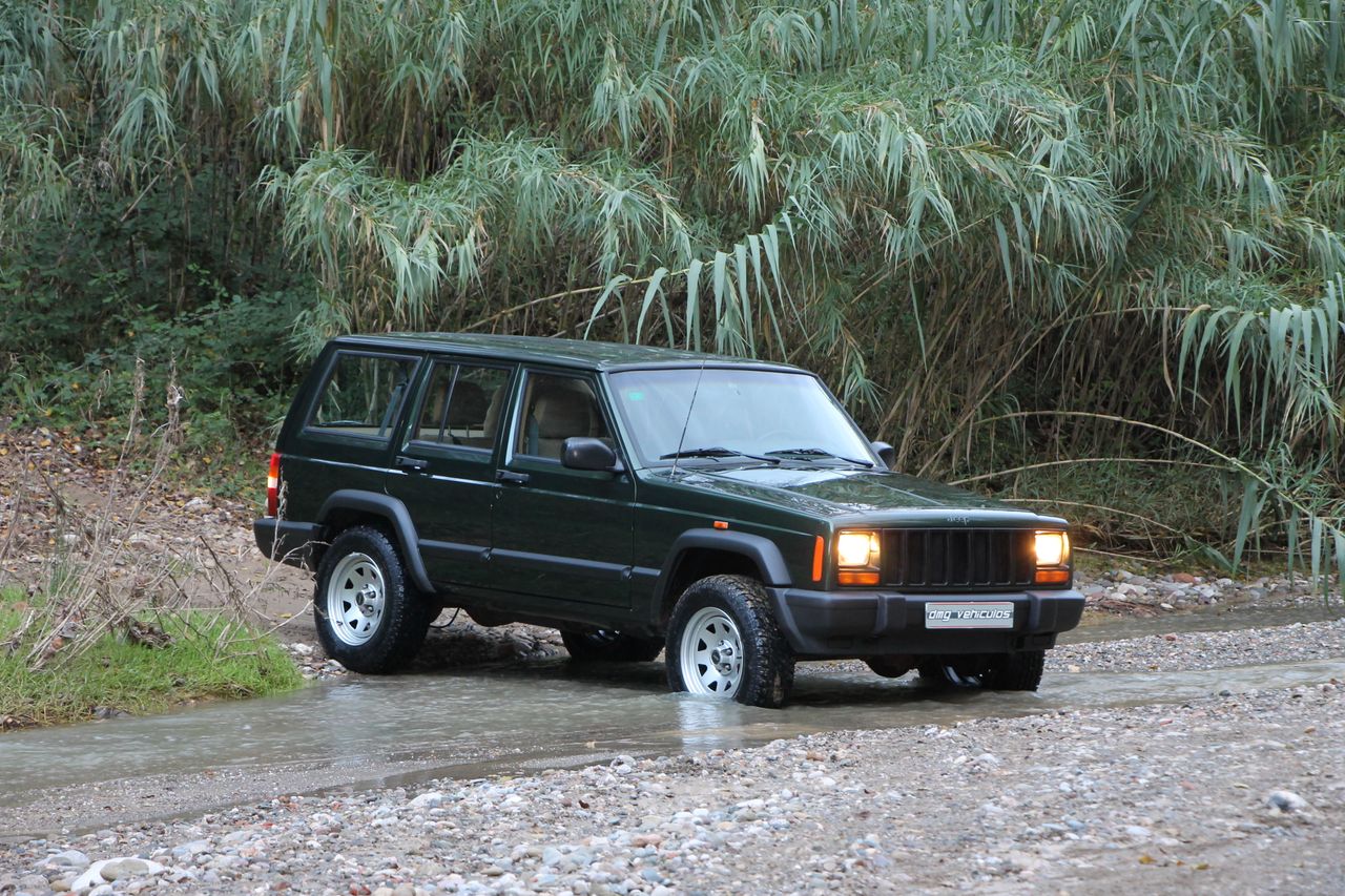 Foto Jeep Cherokee 28