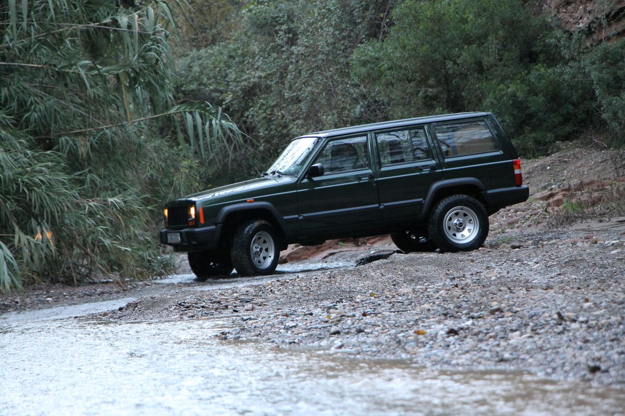 Foto Jeep Cherokee 52