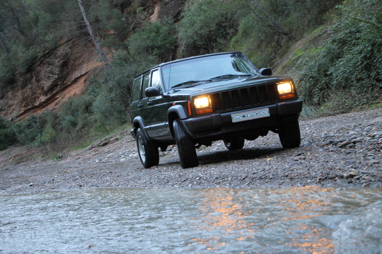 Foto Jeep Cherokee 63