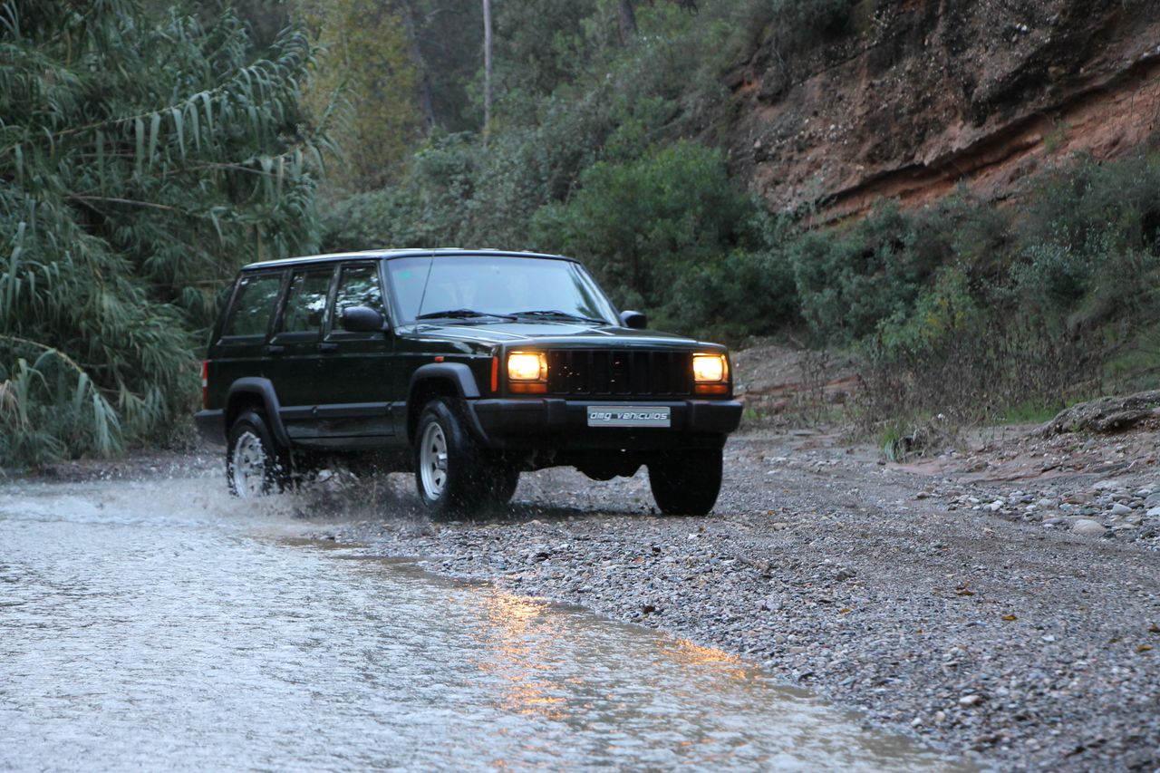 Foto Jeep Cherokee 79