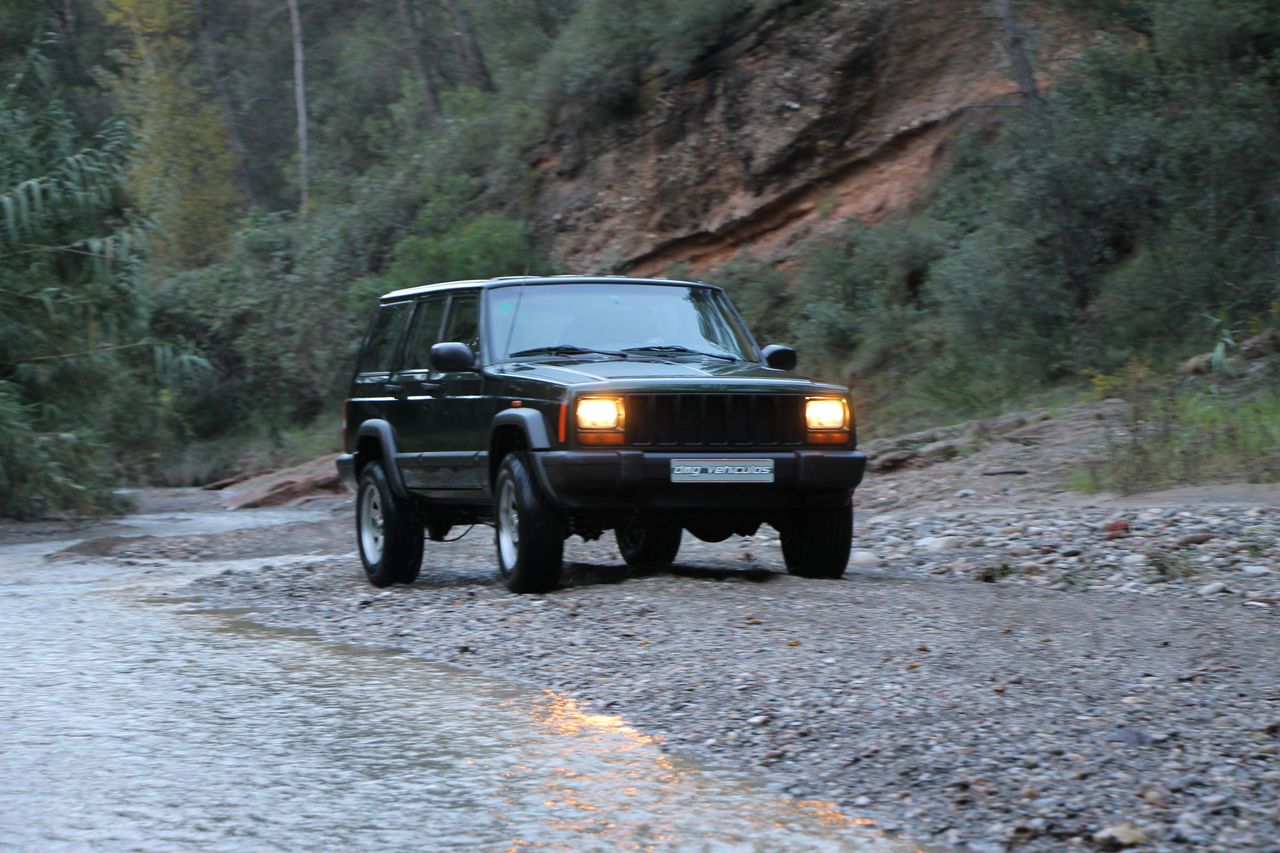 Foto Jeep Cherokee 81