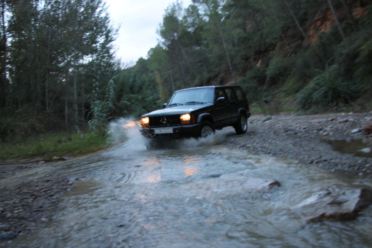 Foto Jeep Cherokee 83