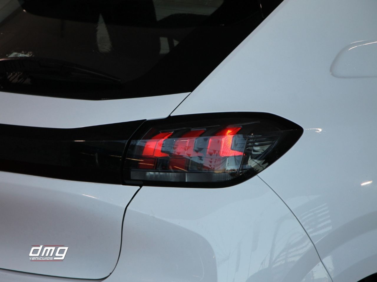 Foto Peugeot 208 30