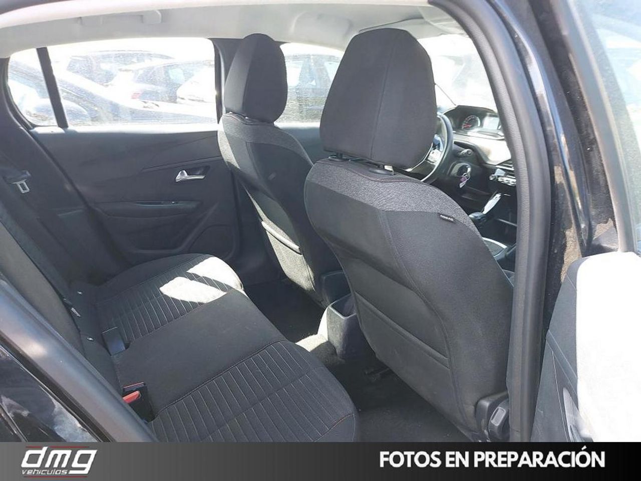 Foto Peugeot 208 6