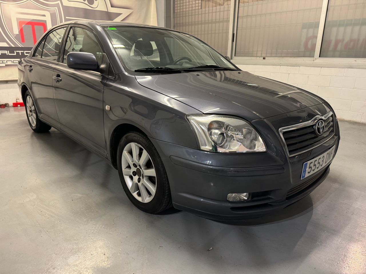 Foto Toyota Avensis 2