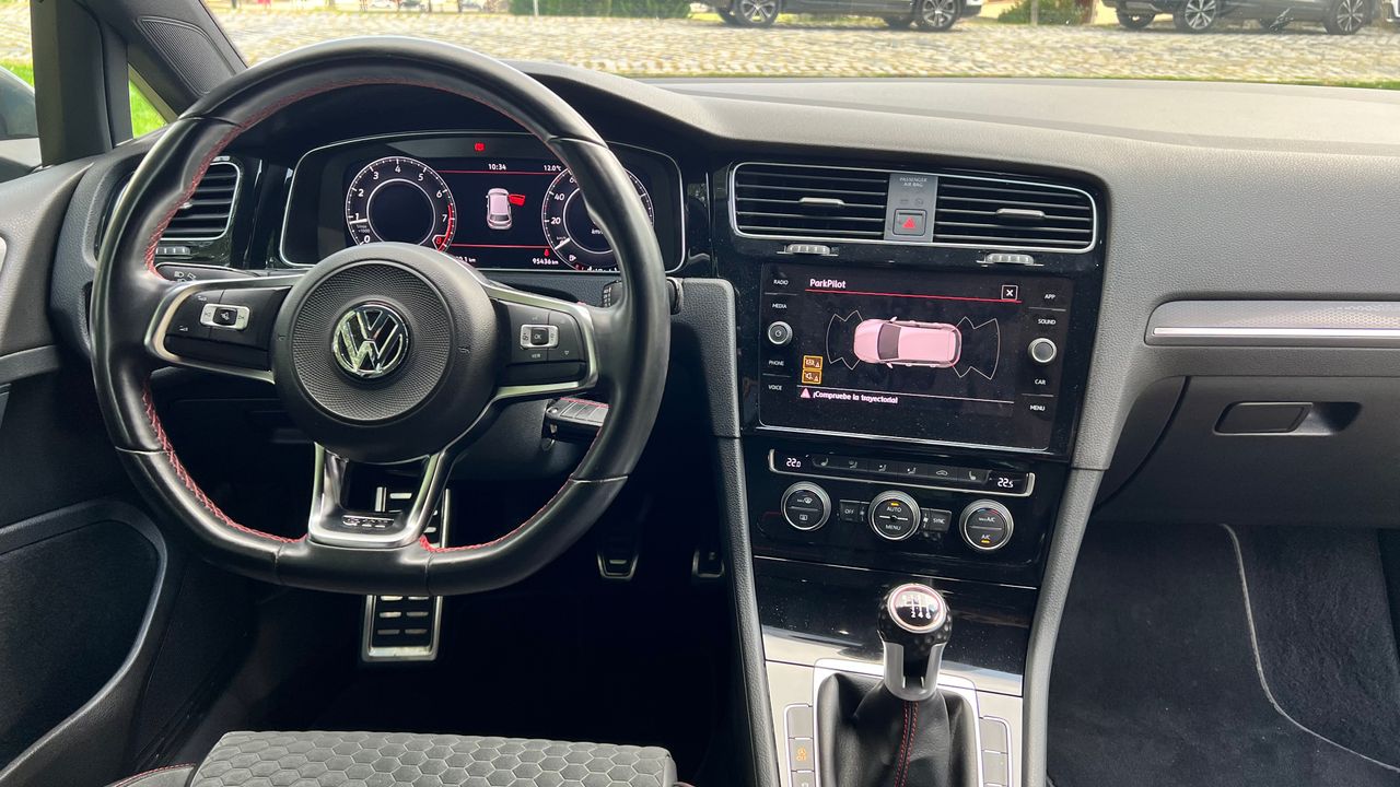 Foto Volkswagen Golf 21