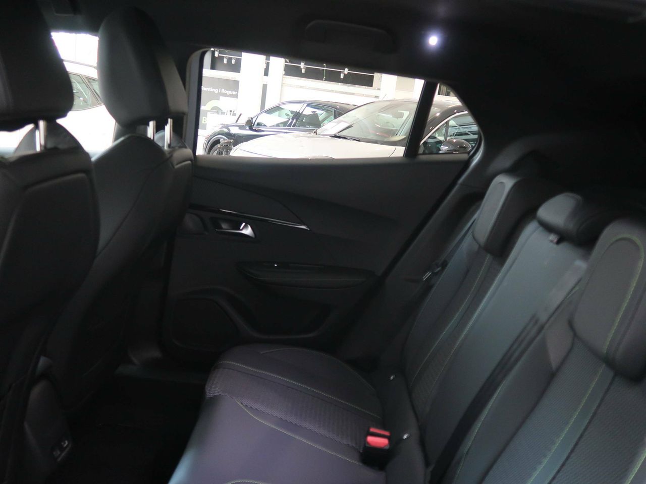 Foto Peugeot 2008 23