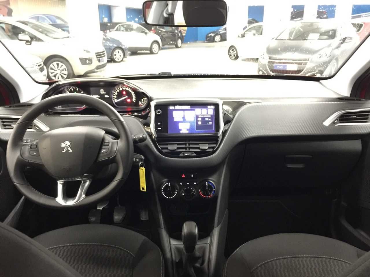 Foto Peugeot 208 18