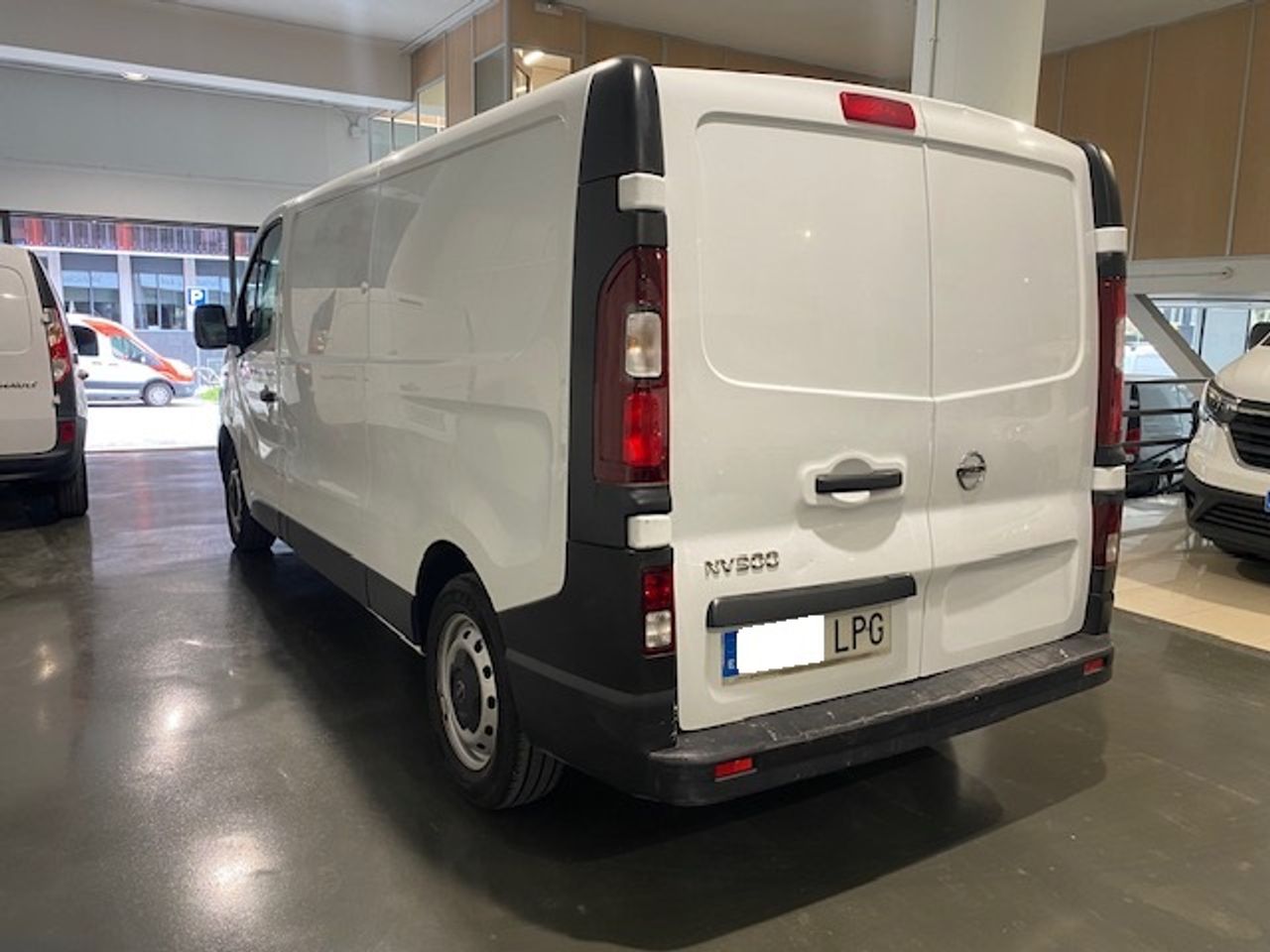 Foto Nissan NV300 6