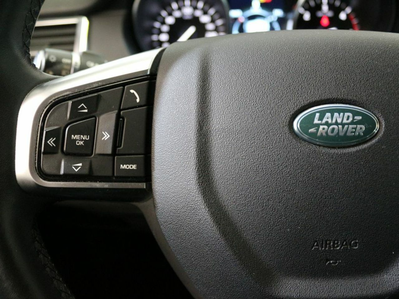 Foto Land-Rover Discovery Sport 16
