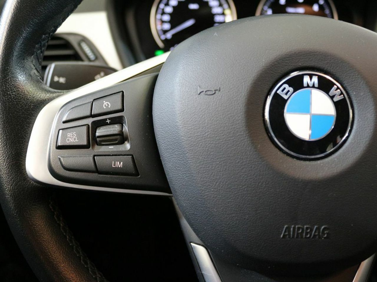 Foto BMW X1 18