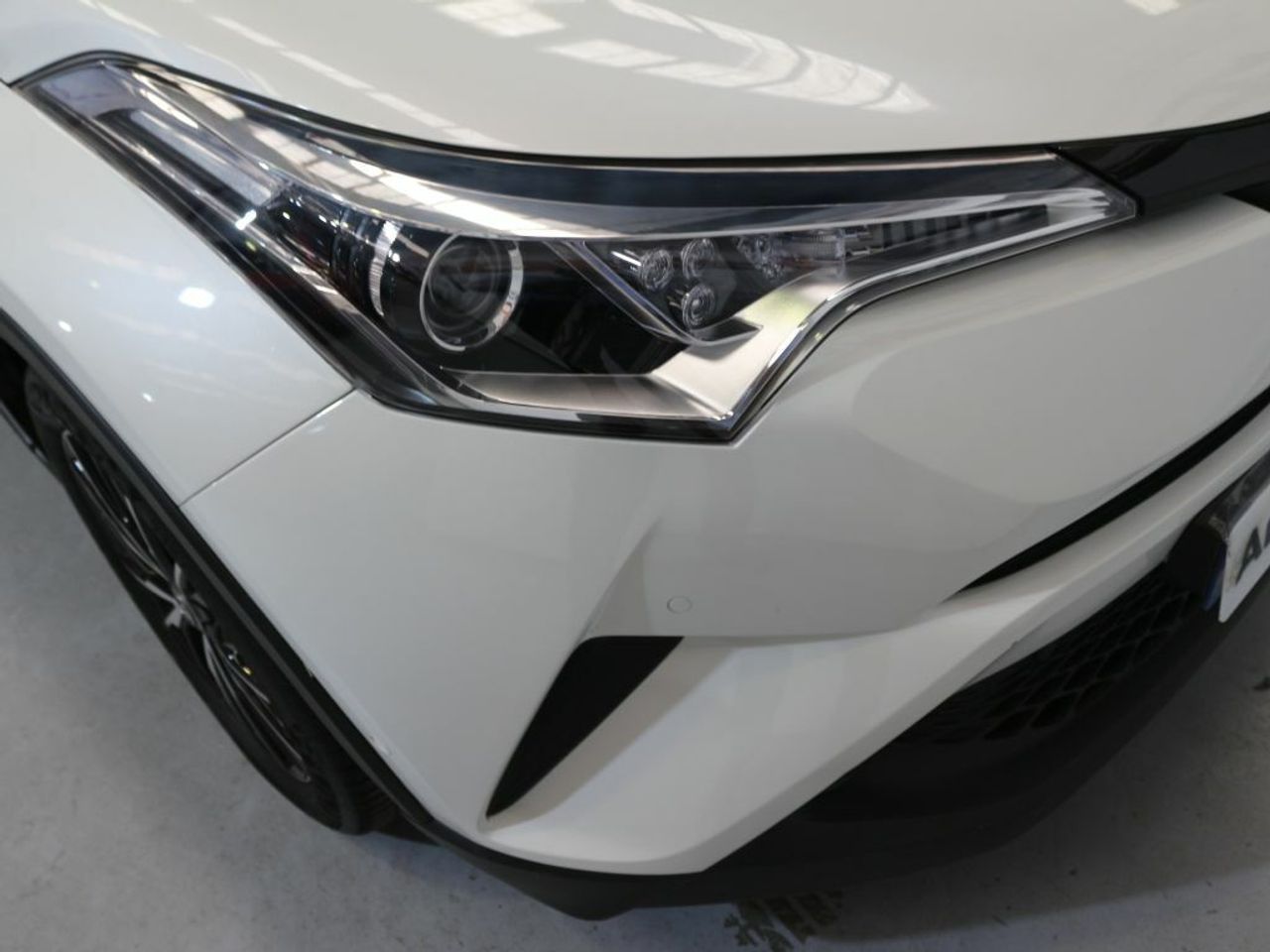 Foto Toyota C-HR 31