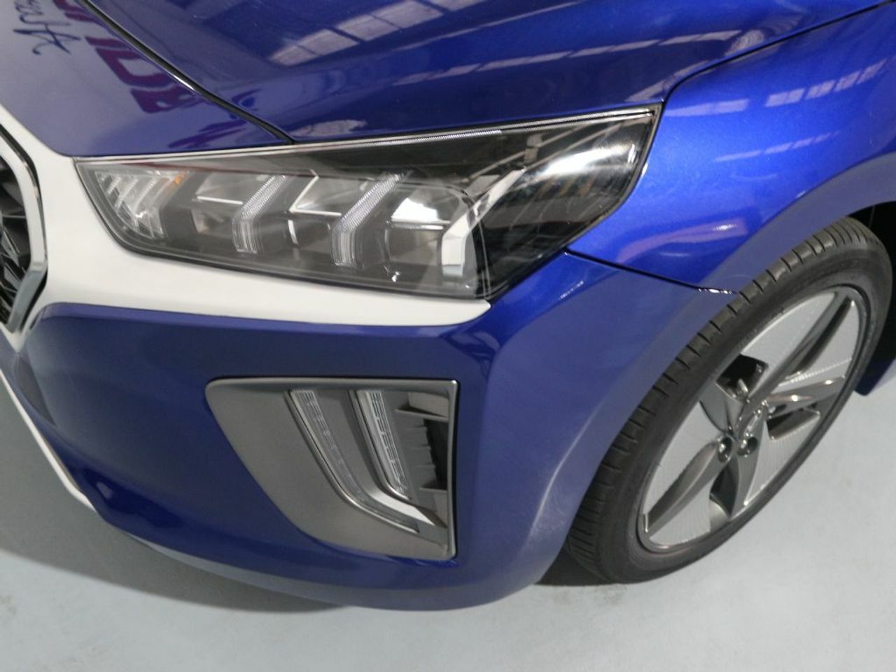 Foto Hyundai IONIQ 32