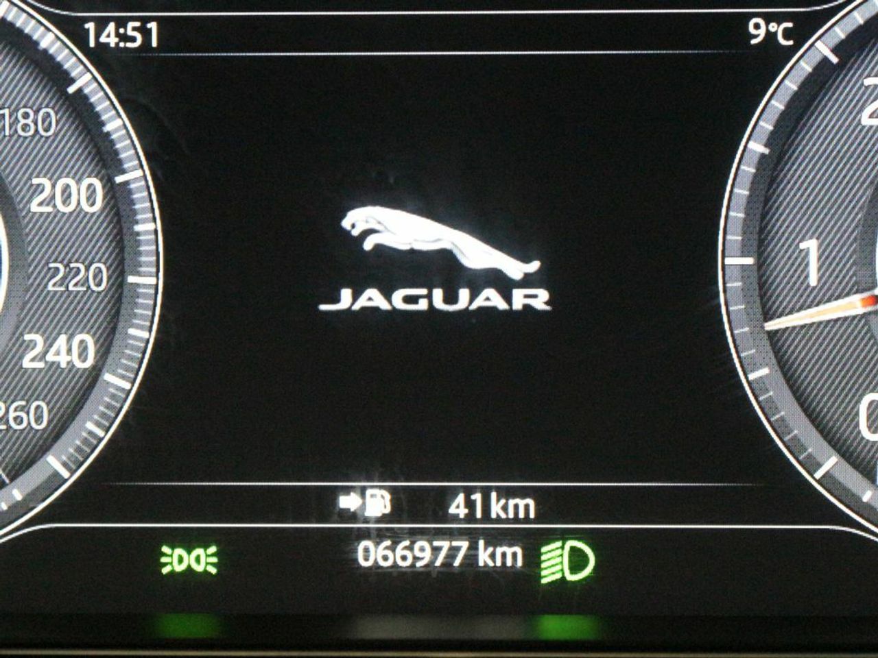 Foto Jaguar E-Pace 27