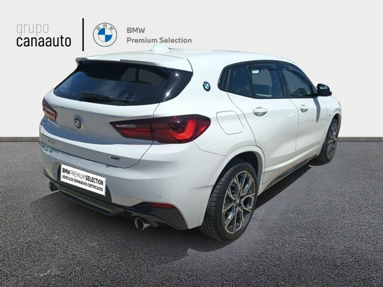 Foto BMW X2 4