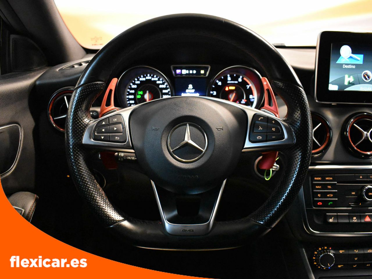 Foto Mercedes-Benz Clase CLA 18