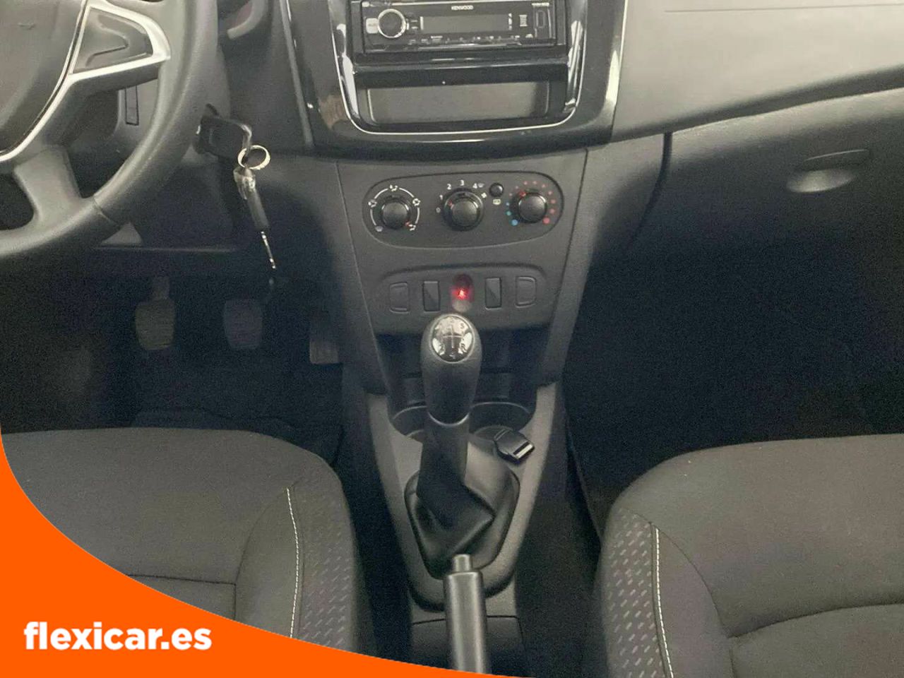 Foto Dacia Sandero 14