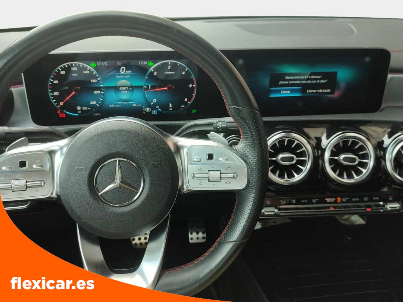 Foto Mercedes-Benz Clase CLA 14