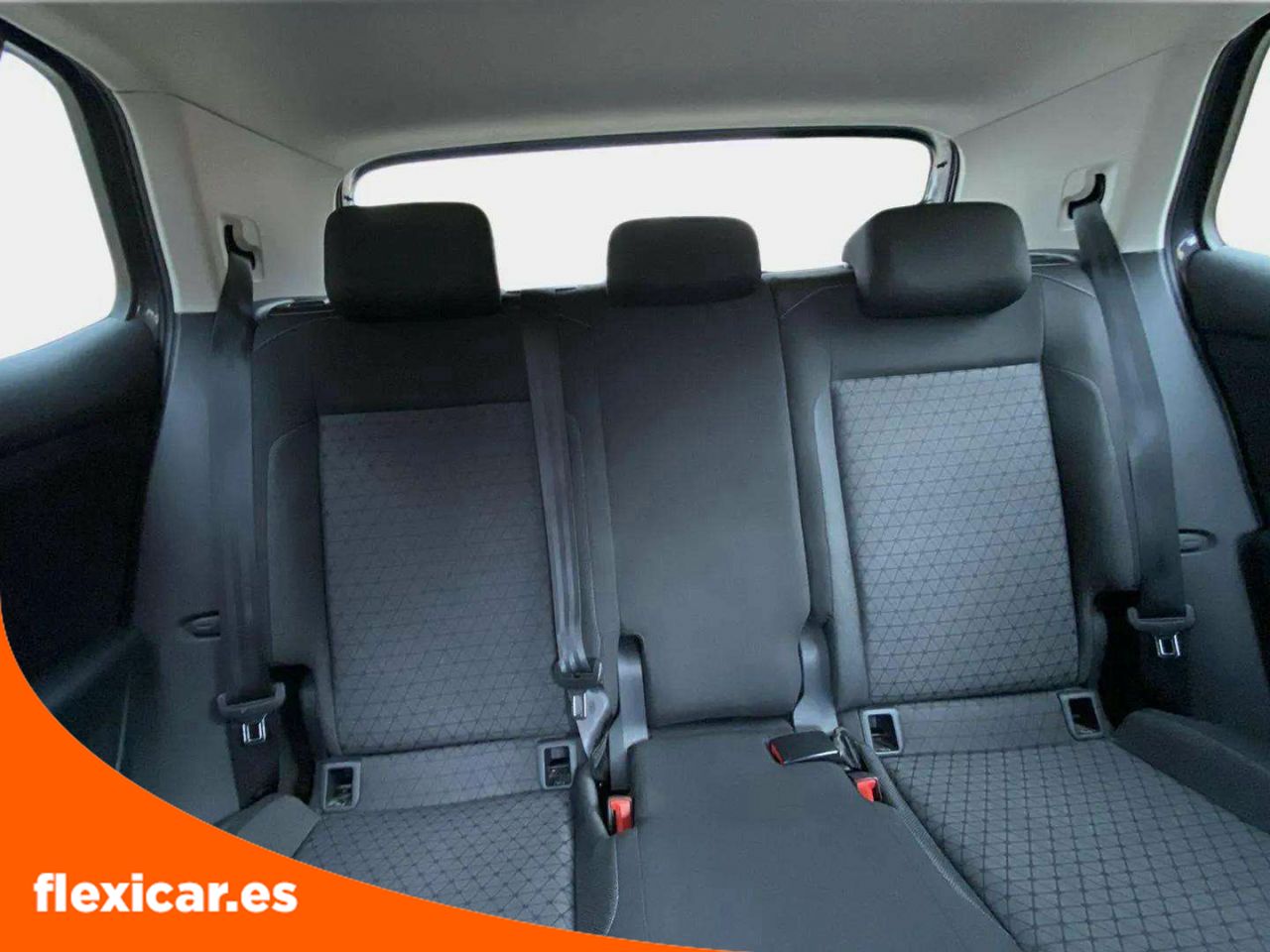 Foto Volkswagen T-Cross 16