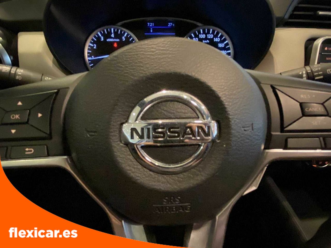 Foto Nissan Micra 12