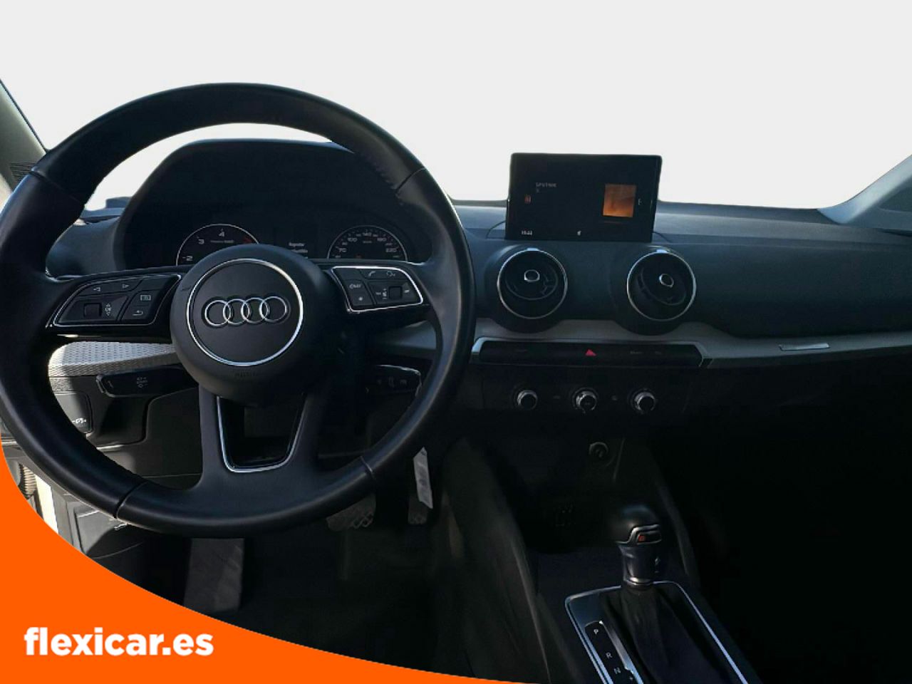 Foto Audi Q2 14