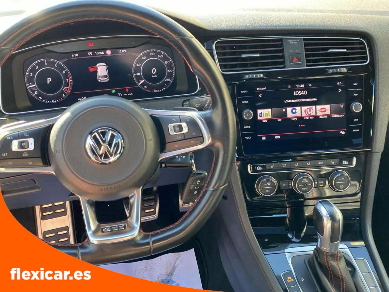 Foto Volkswagen Golf 12