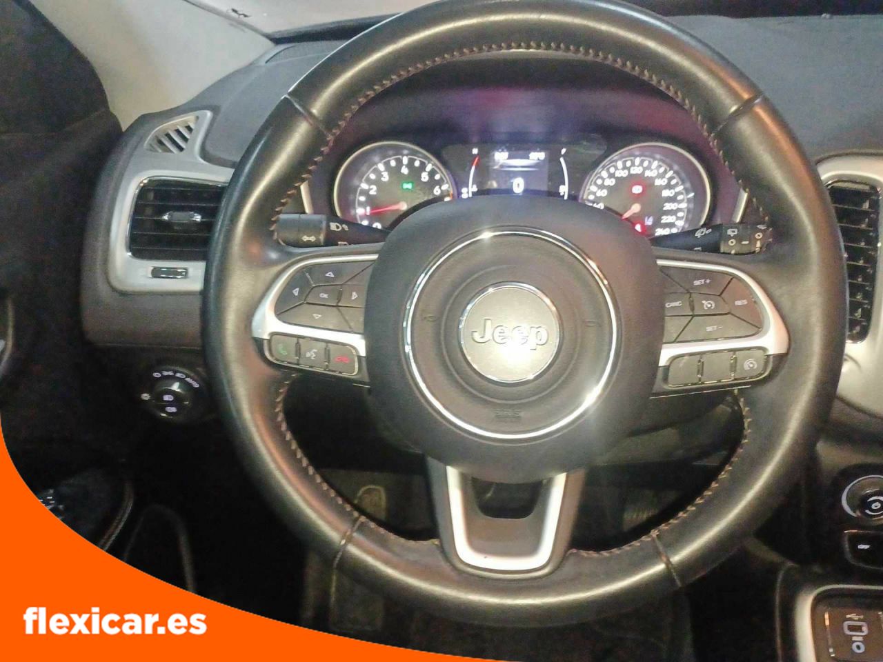 Foto Jeep Compass 12