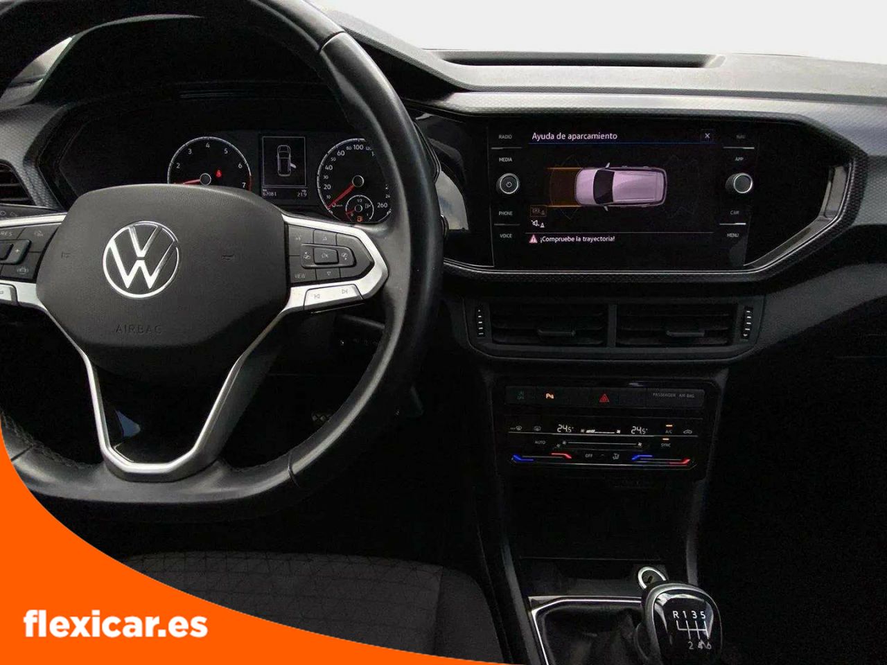 Foto Volkswagen T-Cross 10