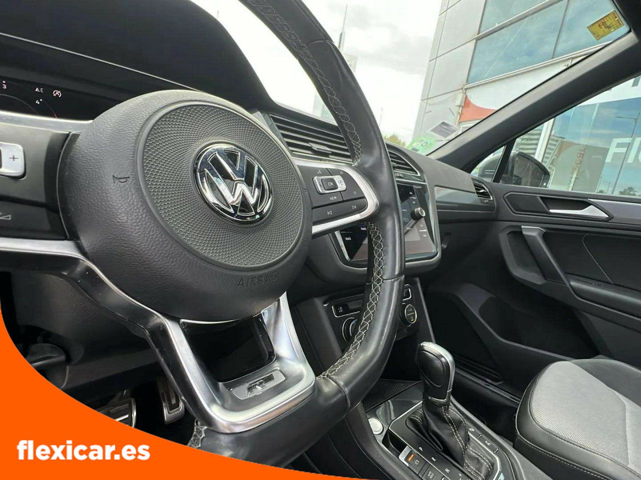 Foto Volkswagen Tiguan 25