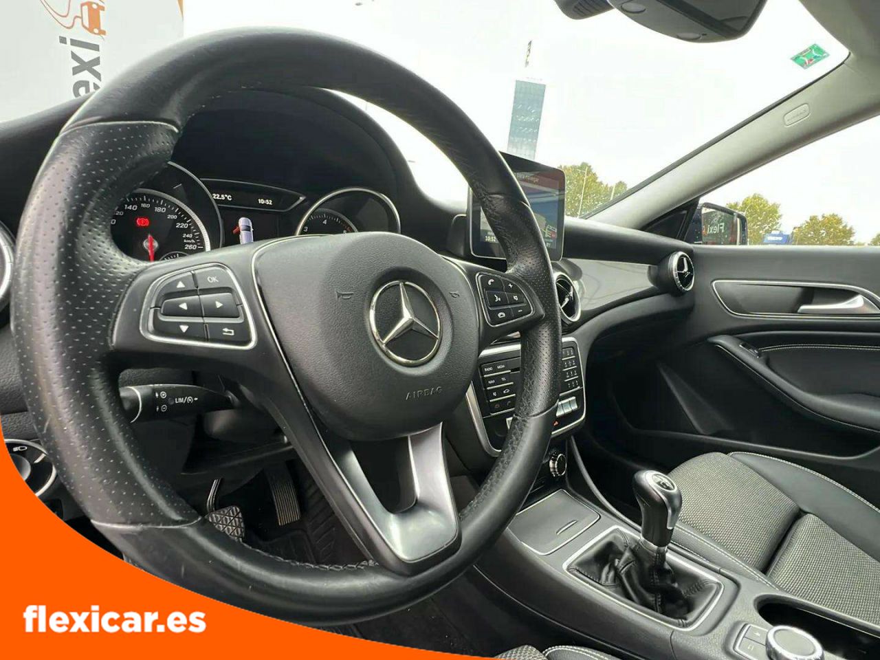 Foto Mercedes-Benz Clase CLA 22