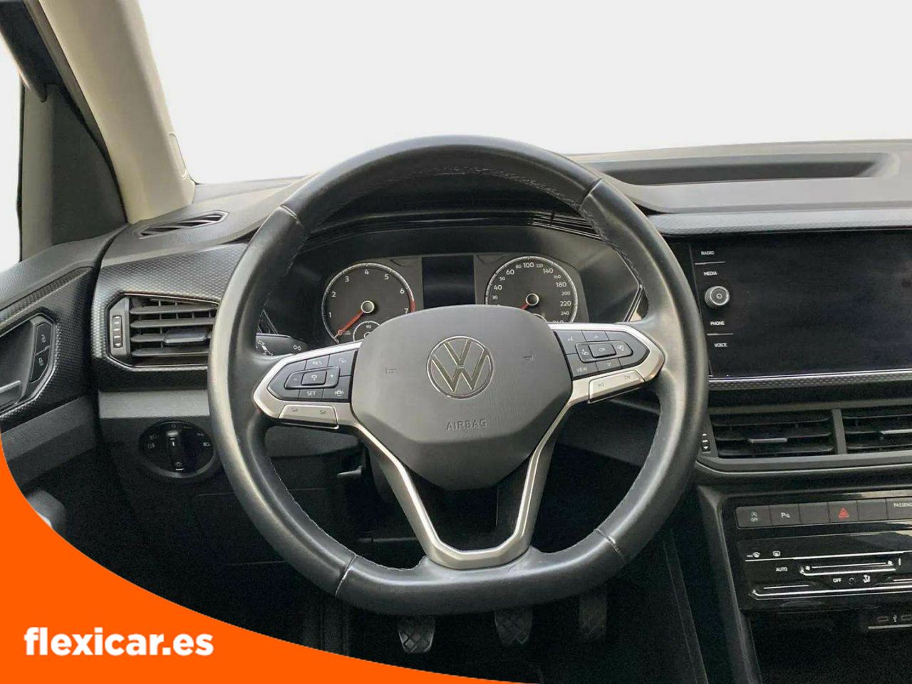 Foto Volkswagen T-Cross 10