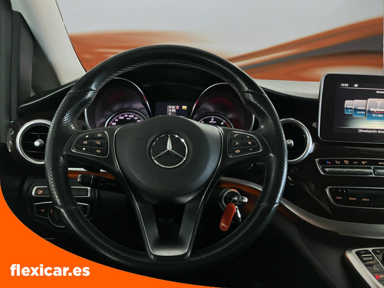 Foto Mercedes-Benz Clase V 13
