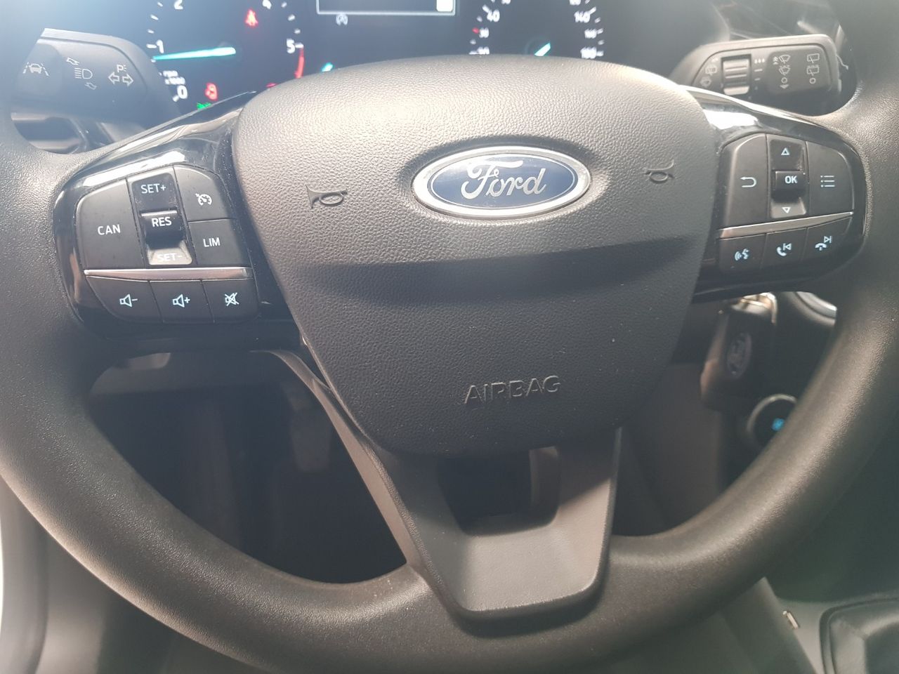 Foto Ford Fiesta 16