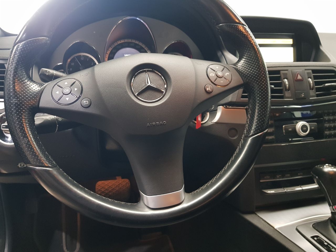 Foto Mercedes-Benz Clase E 20