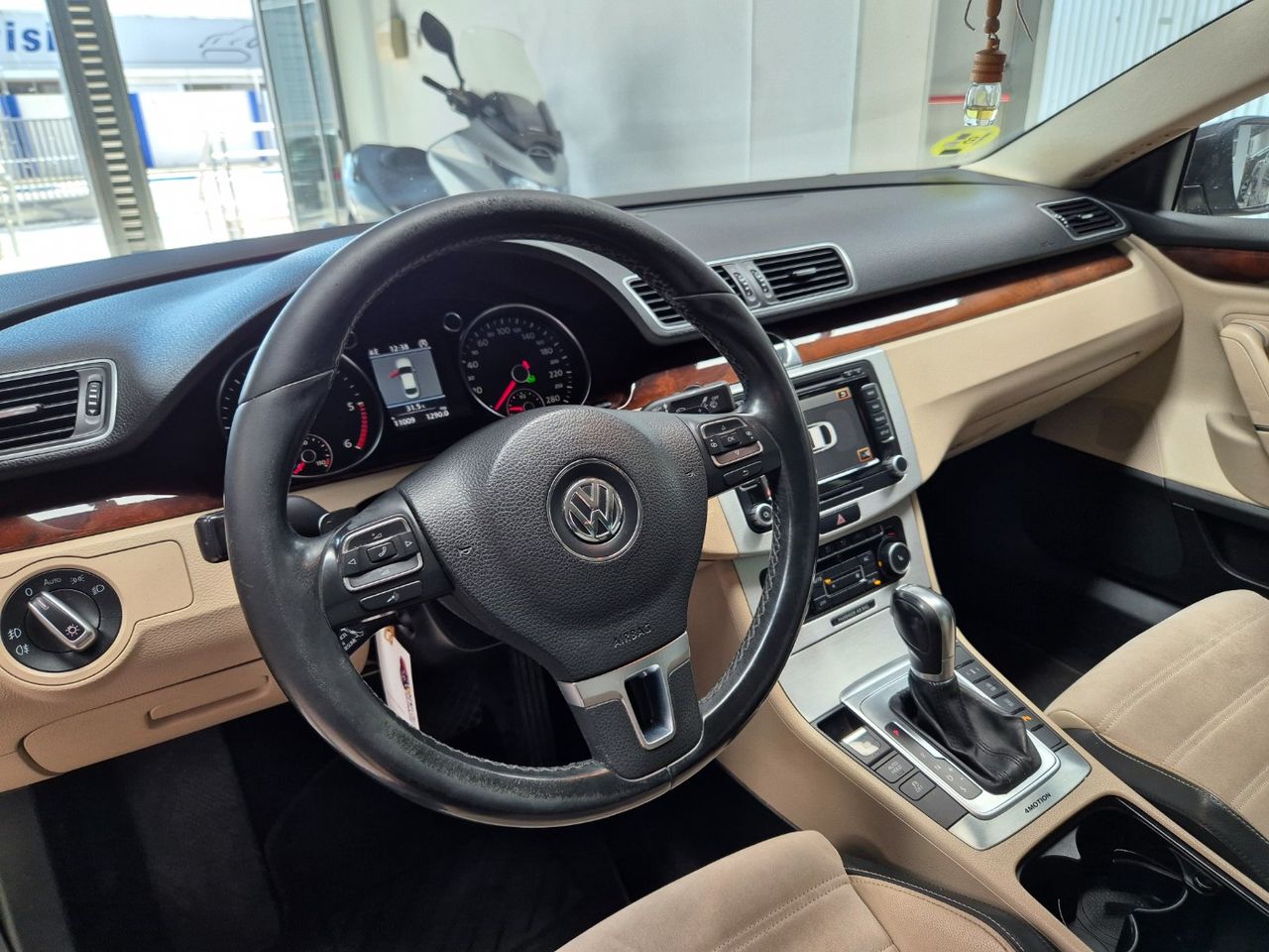 Foto Volkswagen Passat CC 9