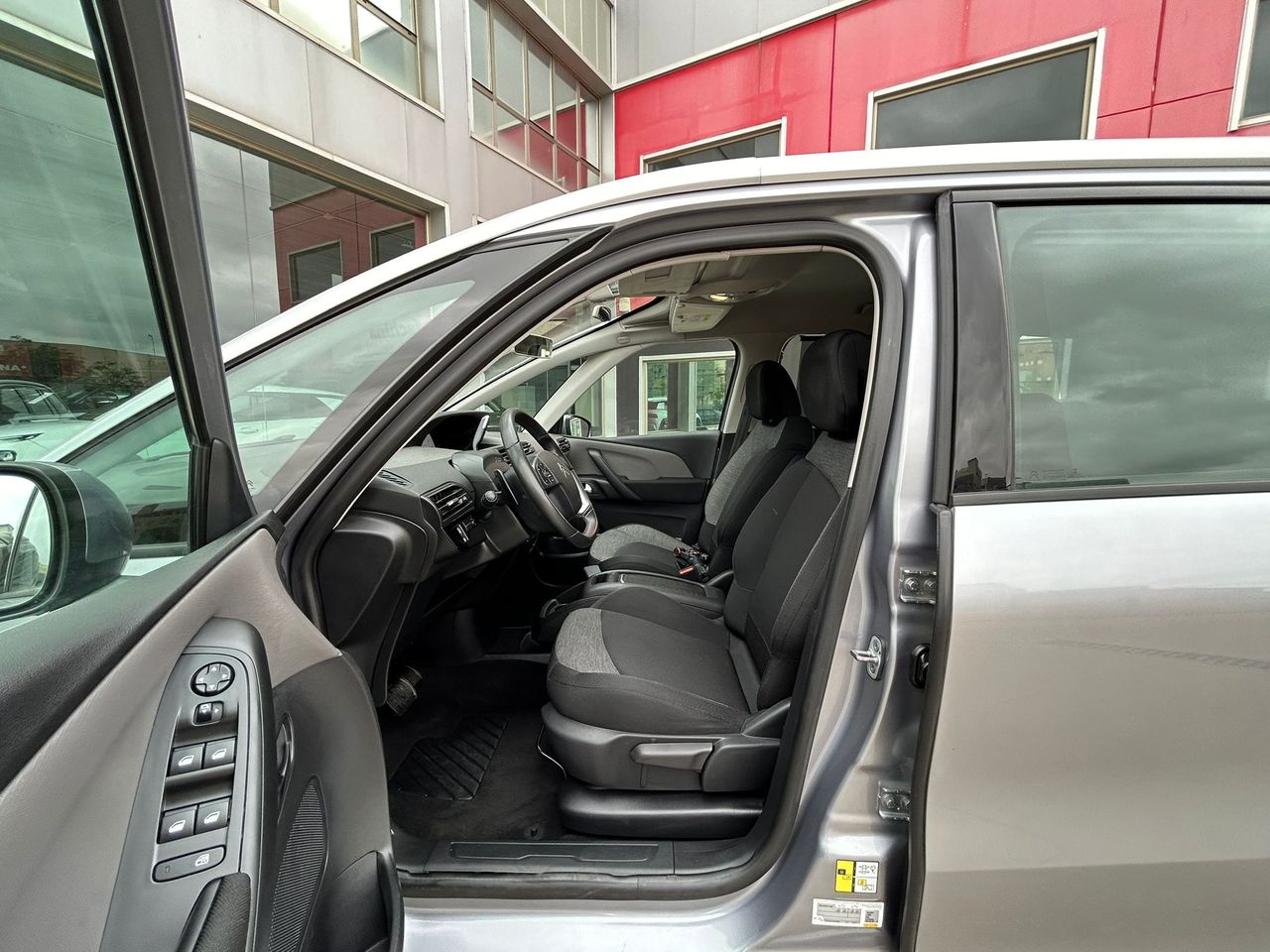 Foto Citroën Grand C4 SpaceTourer 9