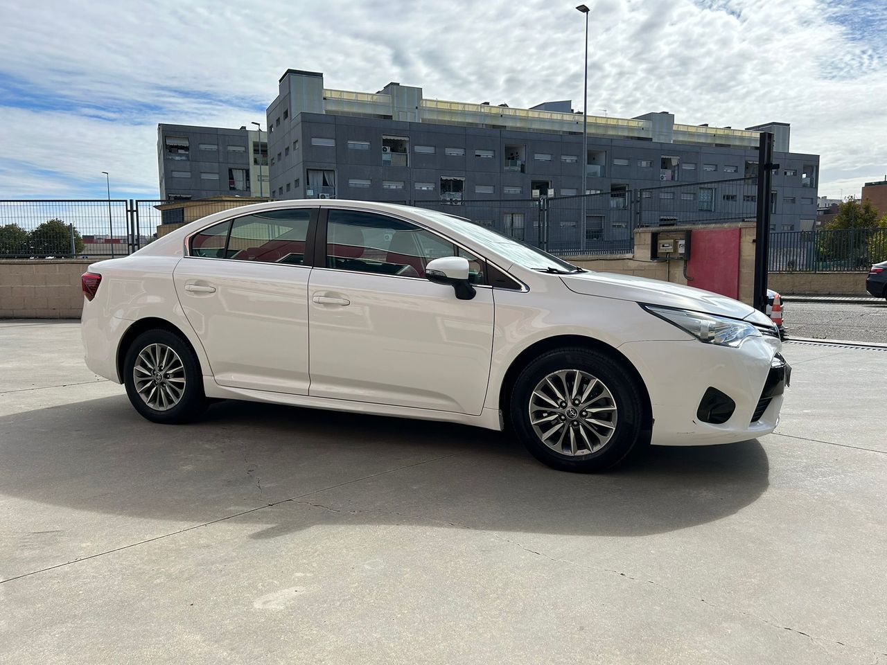 Foto Toyota Avensis 3