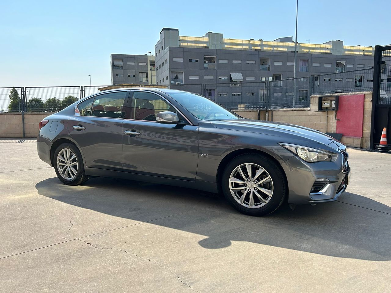 Foto Infiniti Q50 5