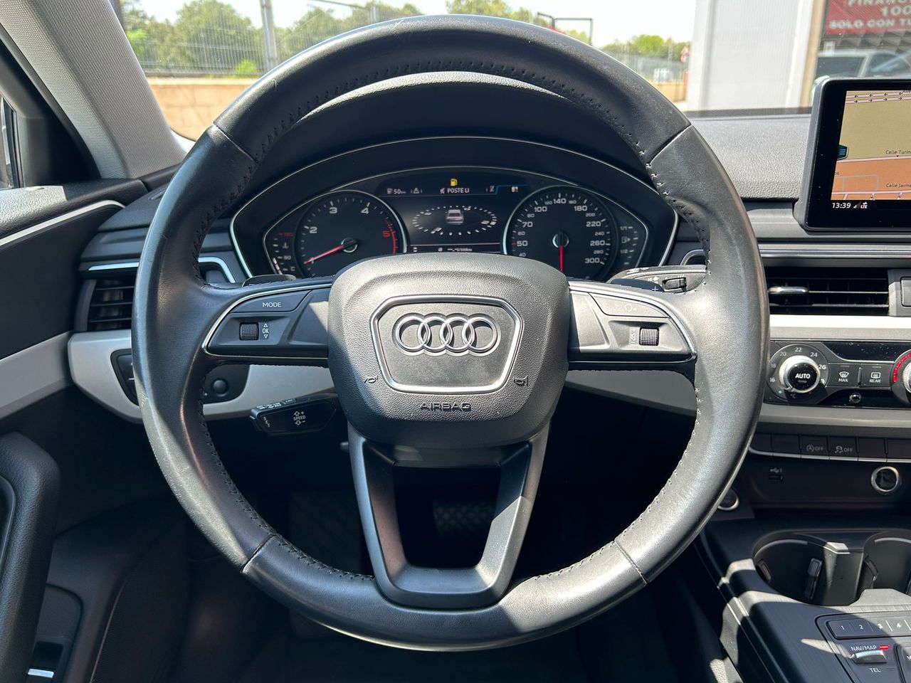 Foto Audi A4 12