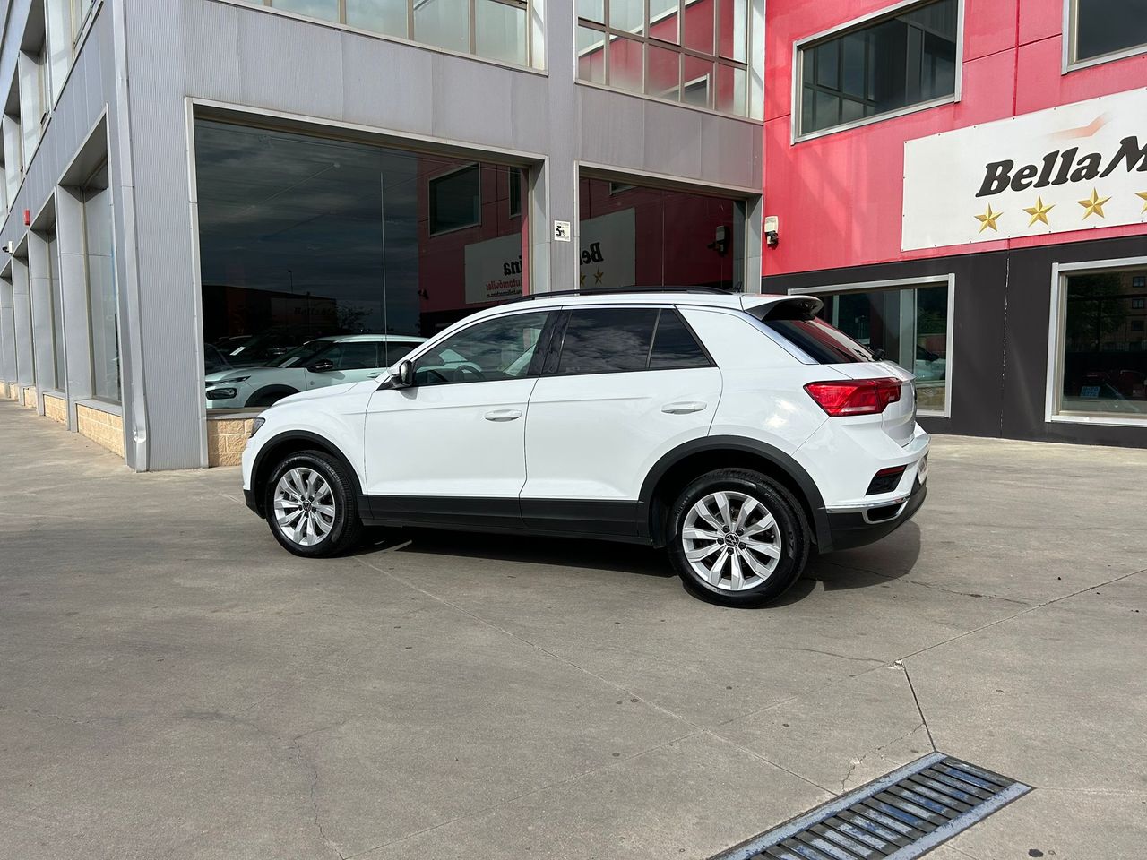 Foto Volkswagen T-Roc 6