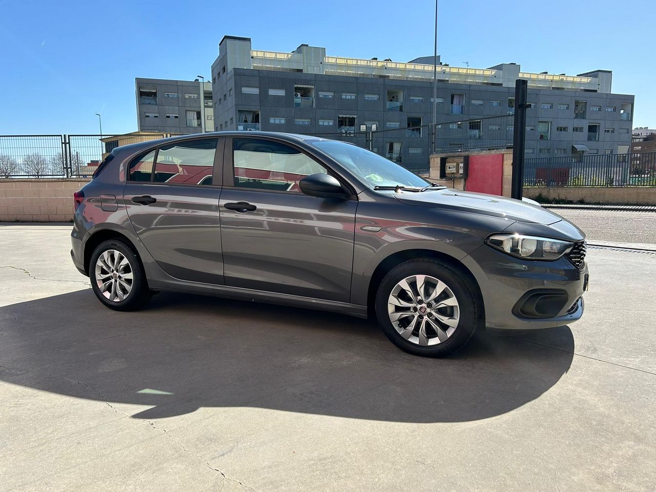 Foto Fiat Tipo 12