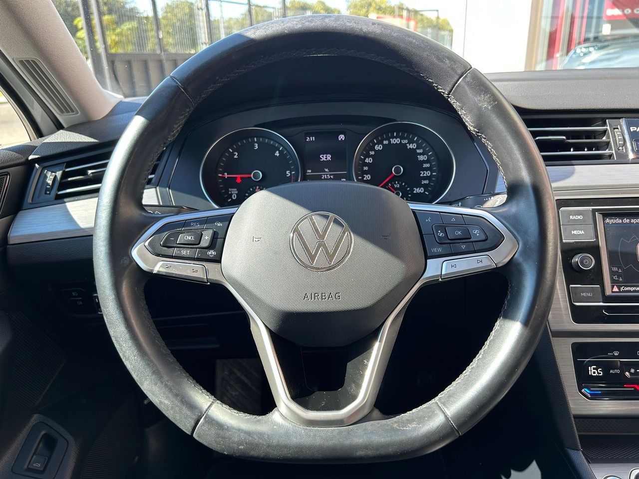 Foto Volkswagen Passat 11