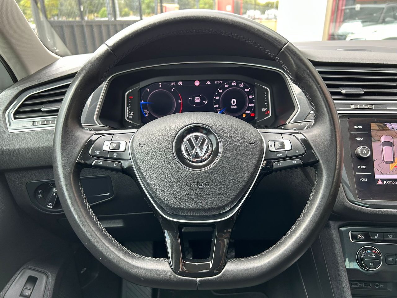 Foto Volkswagen Tiguan 11