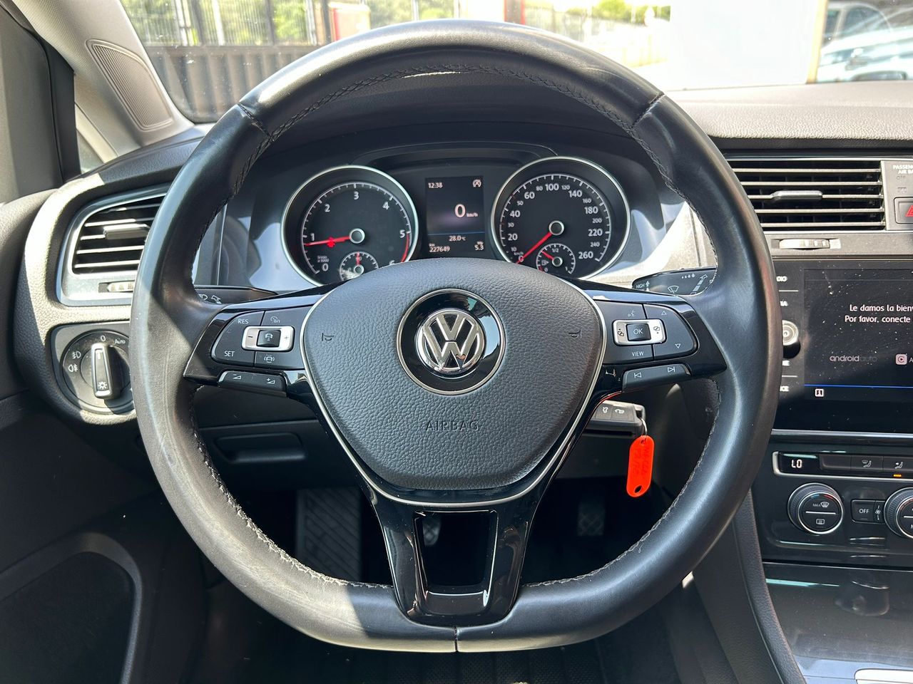 Foto Volkswagen Golf 14