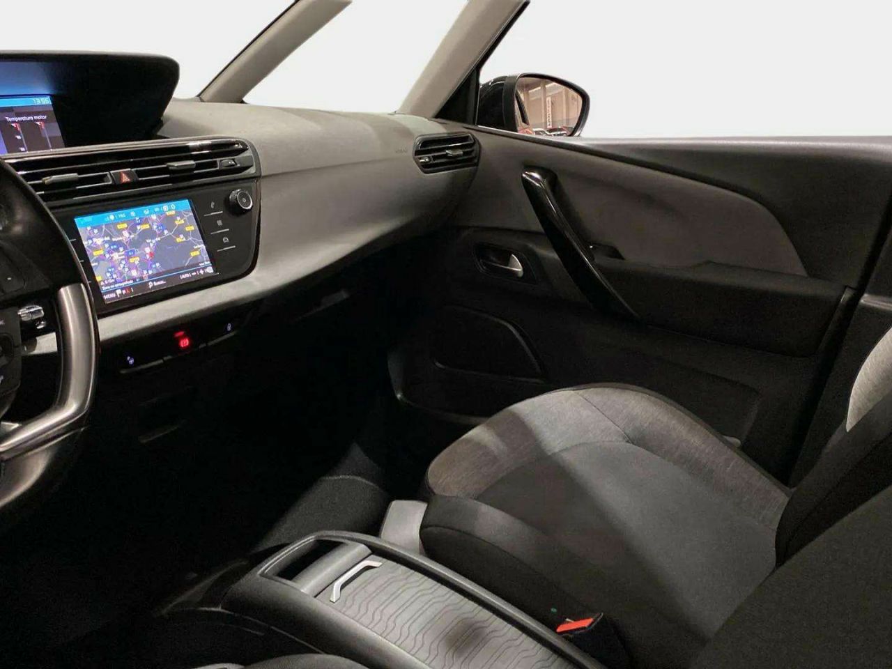 Foto Citroën Grand C4 SpaceTourer 34